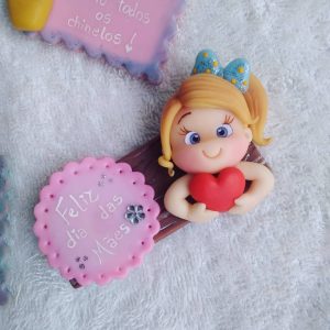 Imãs em biscuit Dia das mães