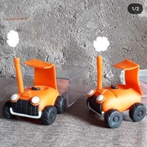 Lembrancinha Trator fazendinha em biscuit