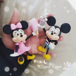 Apliques Minnie e Mickey em biscuit