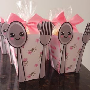 Centro de Mesa Simples com Pipoca CARAMELIZADA média de 45g