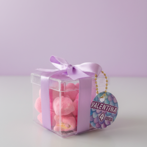 Caixinha acrílica 5x5cm com a media de 25 g